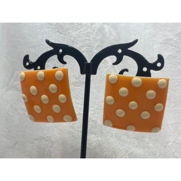 Orange Enameled Polk a Dot 1 1/8” x 1 1/8” Vintage Earrings - Picture 5 of 5